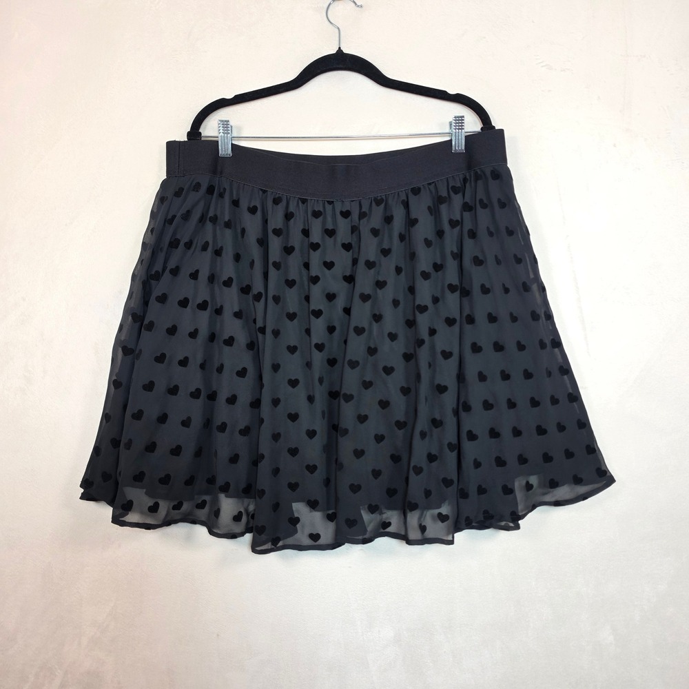TORRID Mini Skirt Women's 2x Black Flocked Heart Chiffon Coquette Romantic - Picture 2 of 14